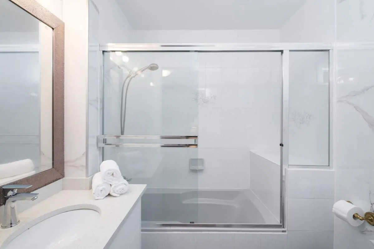 Сasa de vacaciones Spacious 4Br W Ensuites Mins To Downtown Yvr Ubc Vancouver Canadá