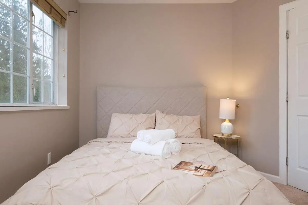 Spacious 4Br W Ensuites Mins To Downtown Yvr Ubc Vancouver 0*,