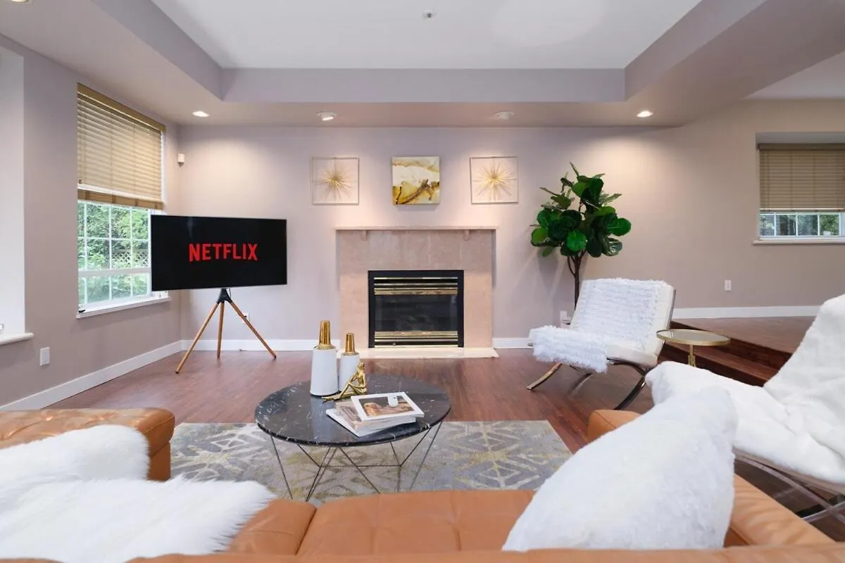 Contactos de Spacious 4Br W Ensuites Mins To Downtown Yvr Ubc